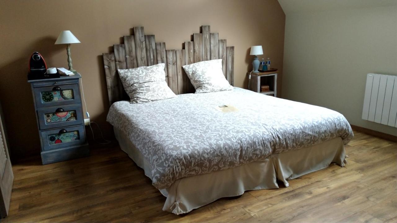 Bed and Breakfast Les Trois Provinces à Couffy Extérieur photo